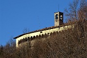 14 Zoom sul Santuario della SS. Trnita di Parre